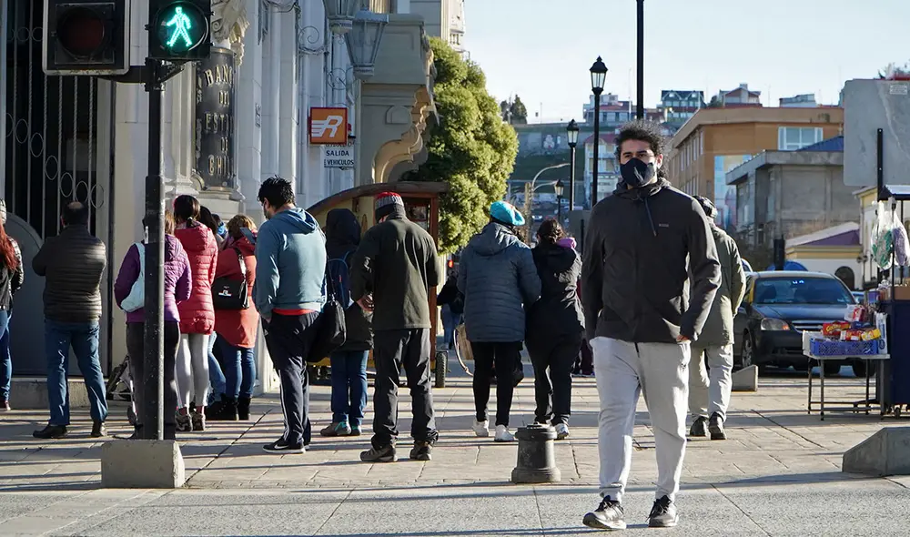 Punta Arenas cumple con los nuevos parámetros de la OMS pese a la contaminación que se evidencia en otras zonas. Foto: AFP/referencial Punta Arenas cumple con los nuevos parámetros de la OMS pese a la contaminación que se evidencia en otras zonas. Foto: AFP/referencial