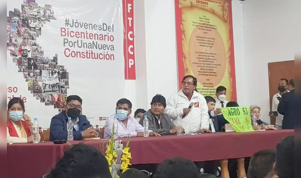 Evo Morales fue bien recibido en Arequipa por los simpatizantes de Perú Libre. Foto: URPI /Alexis Choque Evo Morales fue bien recibido en Arequipa por los simpatizantes de Perú Libre. Foto: URPI /Alexis Choque