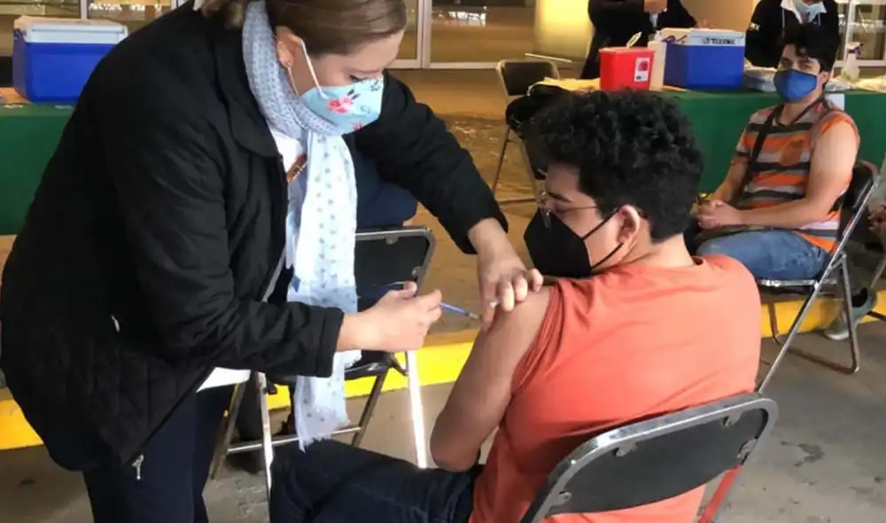 El día de vacunación dependerá de la primera letra del primer apellido. Foto: El universal El día de vacunación dependerá de la primera letra del primer apellido. Foto: El universal