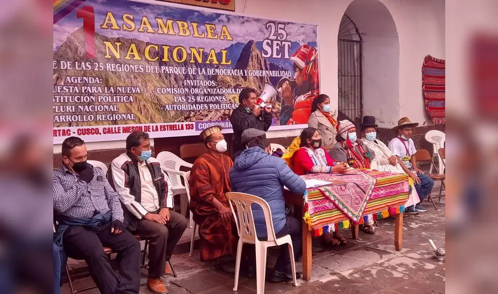 Asamblea fue para recoger propuestas para el cambio de Constitución. Foto: La República
