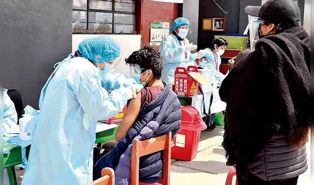 Menores vacunados en Tacna. Menores vacunados en Tacna.