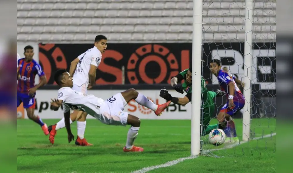 Cristal espera ganar a Alianza Universidad luego de ser goleado en la fecha anterior. Foto: LigaFutProf