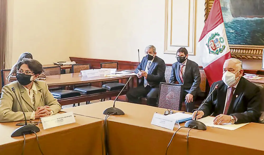 Sin pruebas. El grupo de trabajo tendrá 120 días hábiles para indagar en los supuestos indicios que en campaña fueron rechazados. Somos Perú-Partido Morado y Podemos no lo integran. Foto: difusión Sin pruebas. El grupo de trabajo tendrá 120 días hábiles para indagar en los supuestos indicios que en campaña fueron rechazados. Somos Perú-Partido Morado y Podemos no lo integran. Foto: difusión