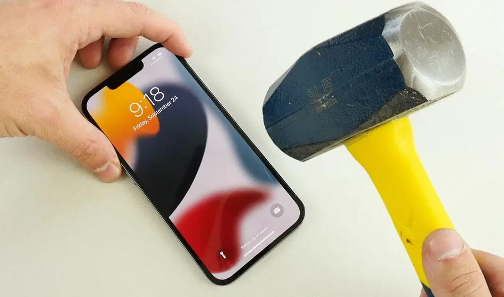 El test de durabilidad dejó sorprendidos a miles de fans de Apple. Foto: captura de YouTube