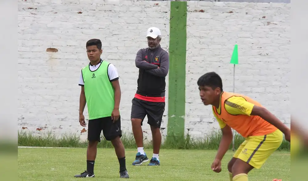 Todo indica que Marco Valencia seguirá formando jugadores en FBC Melgar Foto: Jorge Jiménez Todo indica que Marco Valencia seguirá formando jugadores en FBC Melgar Foto: Jorge Jiménez