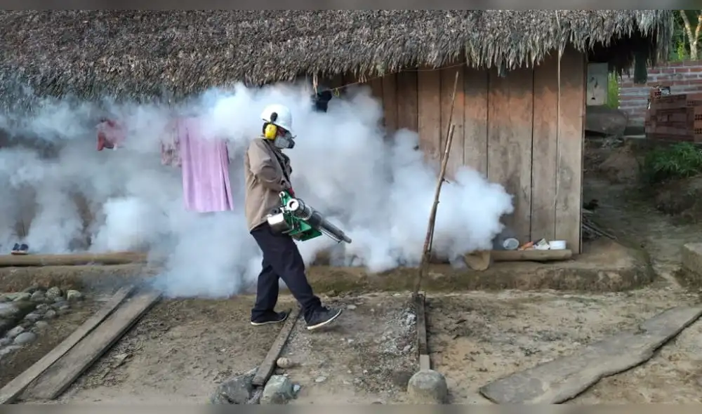 Más de 550 viviendas fueron fumigadas contra el dengue en el distrito de Nieva. Foto: Red de Salud Condorcanqui.