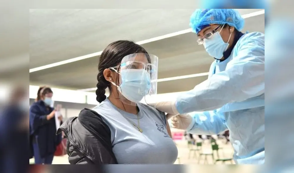 Tacna presenta un avance del 65% en la aplicación de la segunda dosis. Foto: Diresa Tacna presenta un avance del 65% en la aplicación de la segunda dosis. Foto: Diresa