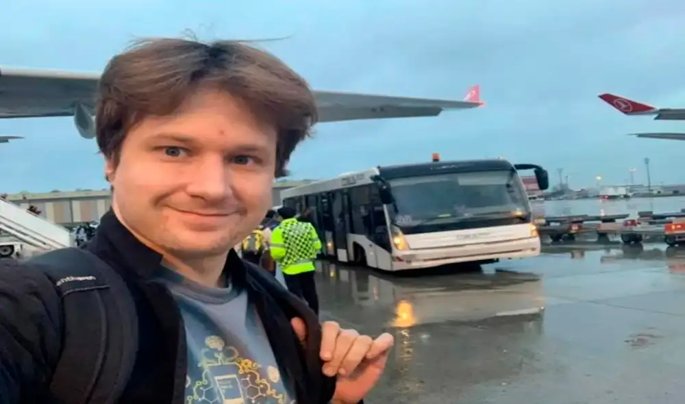 Virgil Griffith viajó a Pyongyang para presentar una conferencia sobre criptomonedas, pese a que el Departamento de Estado de su país le denegó el permiso para viajar a dicho territorio. Foto: Facebook