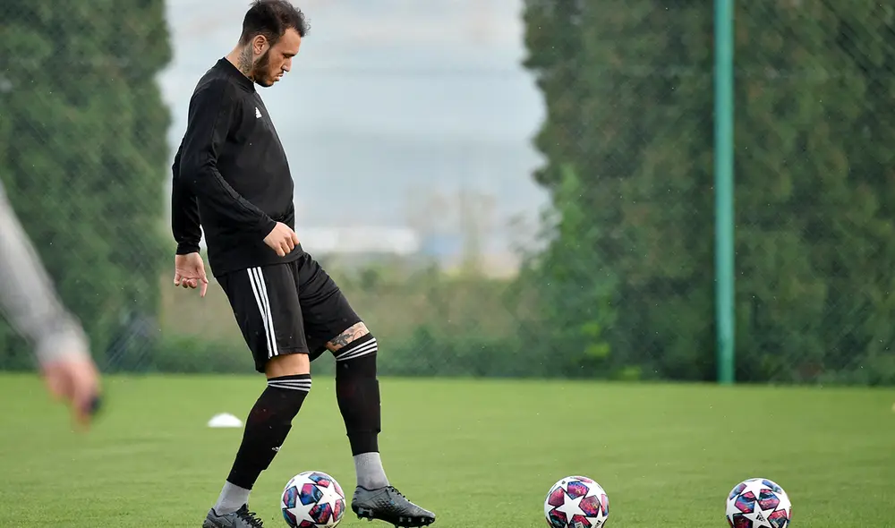 El padre de Gustavo Dulanto se pronunció acerca de una posible convocatoria de su hijo a la selección peruana. Foto: AFP El padre de Gustavo Dulanto se pronunció acerca de una posible convocatoria de su hijo a la selección peruana. Foto: AFP