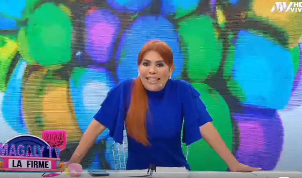 Magaly Medina presentaba una nota sobre Sheyla Rojas cuando ocurrió el impase con su equipo de producción. Foto: captura Magaly TV, la firma / ATV