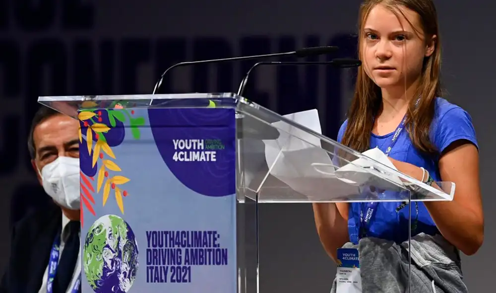 Thunberg recordó que "la ciencia no miente" y que "las emisiones siguen creciendo" ante los cerca de 400 jóvenes de todo el mundo. Foto: CNN / Video: YouTube Thunberg recordó que "la ciencia no miente" y que "las emisiones siguen creciendo" ante los cerca de 400 jóvenes de todo el mundo. Foto: CNN / Video: YouTube