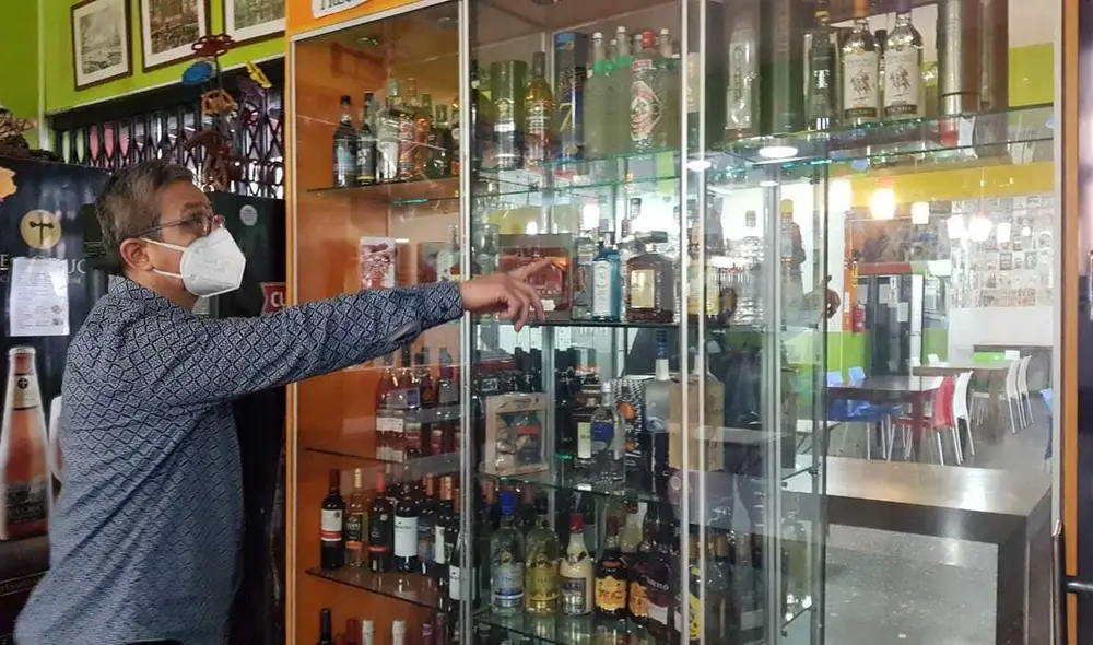 Los delincuentes se llevaron licores valorizados en 2.000 soles y una suma de 6.500 en efectivo. Foto: Deysi Portuguez/URPI-LR Los delincuentes se llevaron licores valorizados en 2.000 soles y una suma de 6.500 en efectivo. Foto: Deysi Portuguez/URPI-LR