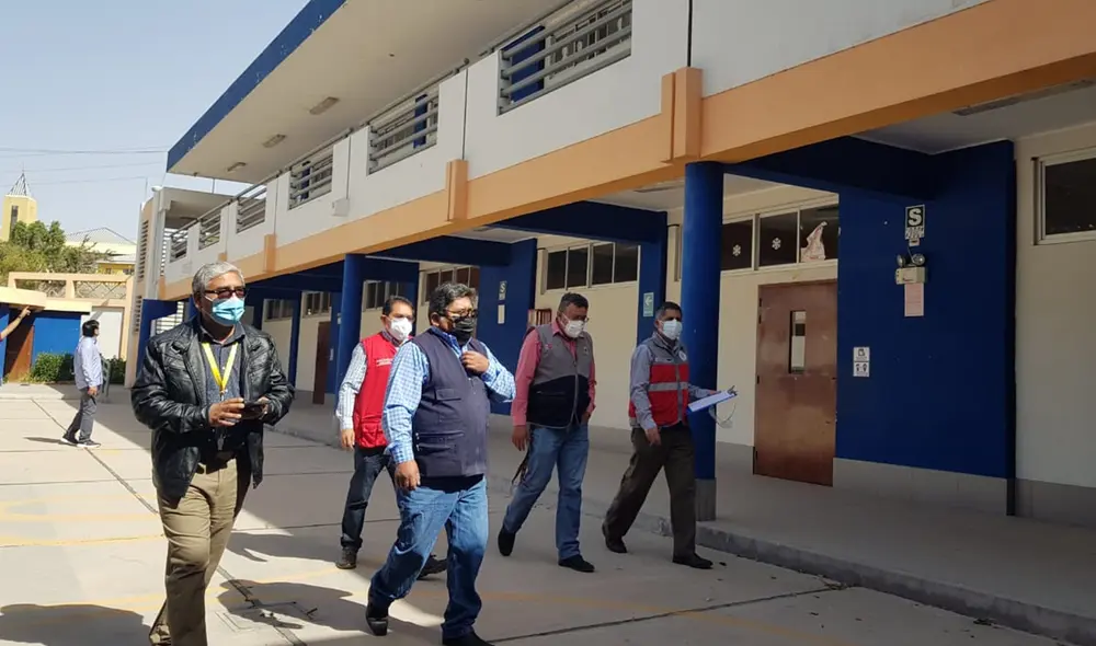En la inspección, se informó que ambas instituciones presentan daños leves en los techos, producto de la filtración de agua en temporada de lluvias. Foto: Alexis Choque/URPI