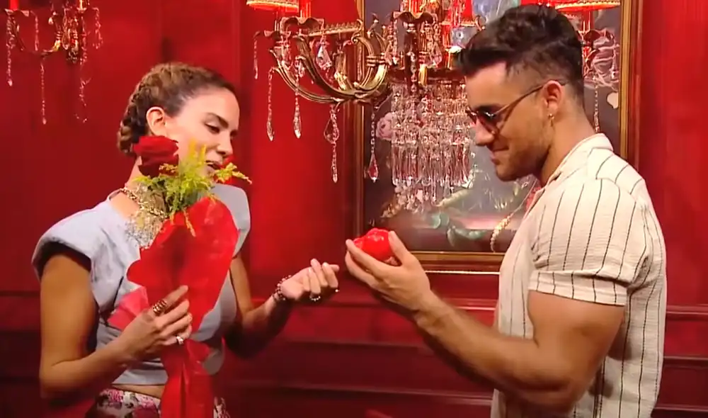 Austin Palao y Mare Cevallos protagonizaron un íntimo momento en el cuarto rojo del reality El poder del amor. Foto: El poder del amor / YouTube Austin Palao y Mare Cevallos protagonizaron un íntimo momento en el cuarto rojo del reality El poder del amor. Foto: El poder del amor / YouTube