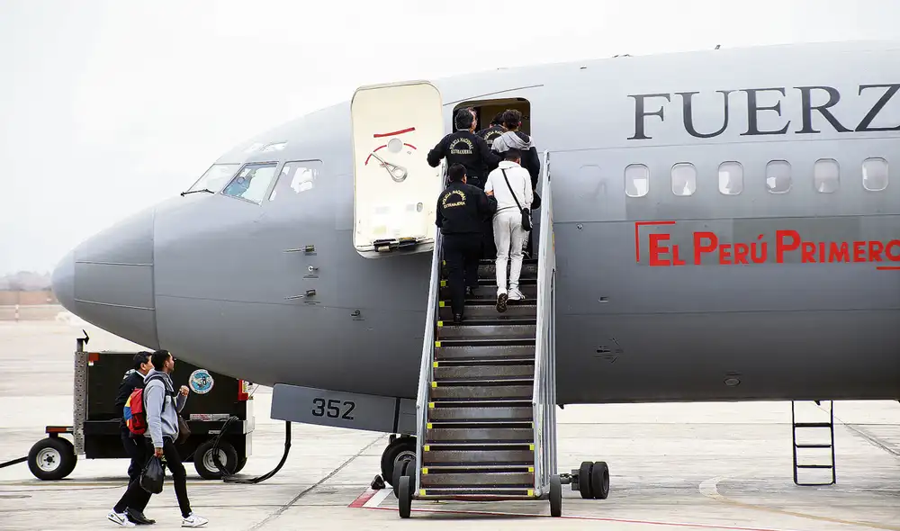 No es la primera vez. En el 2020, durante la pandemia, se expulsó a un grupo de venezolanos con delitos en su historial. Foto: La República No es la primera vez. En el 2020, durante la pandemia, se expulsó a un grupo de venezolanos con delitos en su historial. Foto: La República