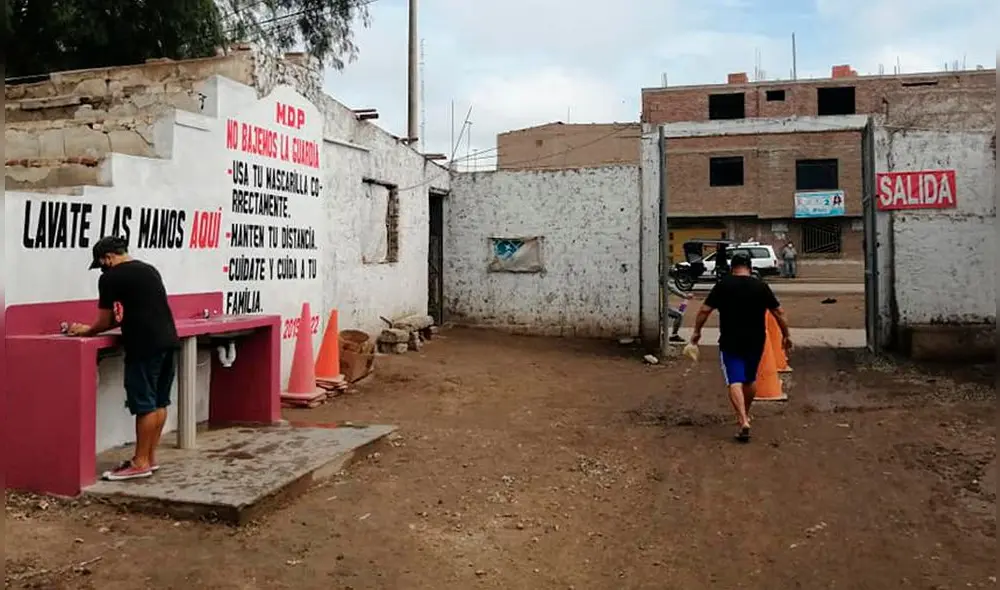 En el mercado temporal del estadio de Pomalca se exigirá carné de vacunación para ingresar. Foto: Municipalidad Distrital de Pomalca.