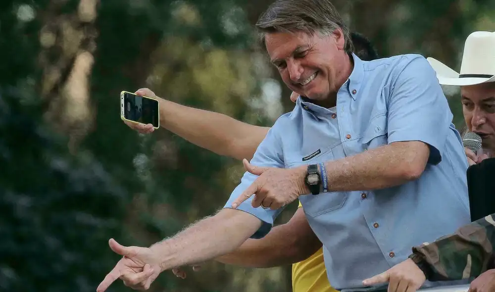 Desde su arribo a la presidencia de Brasil, Jair Bolsonaro, capitán de la reserva del Ejército, ha promovido el uso de armas para la "autodefensa" de la sociedad. Foto: AFP Desde su arribo a la presidencia de Brasil, Jair Bolsonaro, capitán de la reserva del Ejército, ha promovido el uso de armas para la "autodefensa" de la sociedad. Foto: AFP