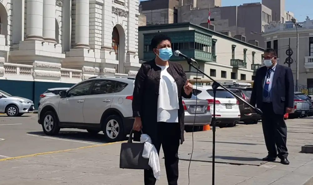 Martha Moyano exige la salida de Iber Maraví del gabinete ministerial. Foto: Deysi Portuguez/URPI-LR