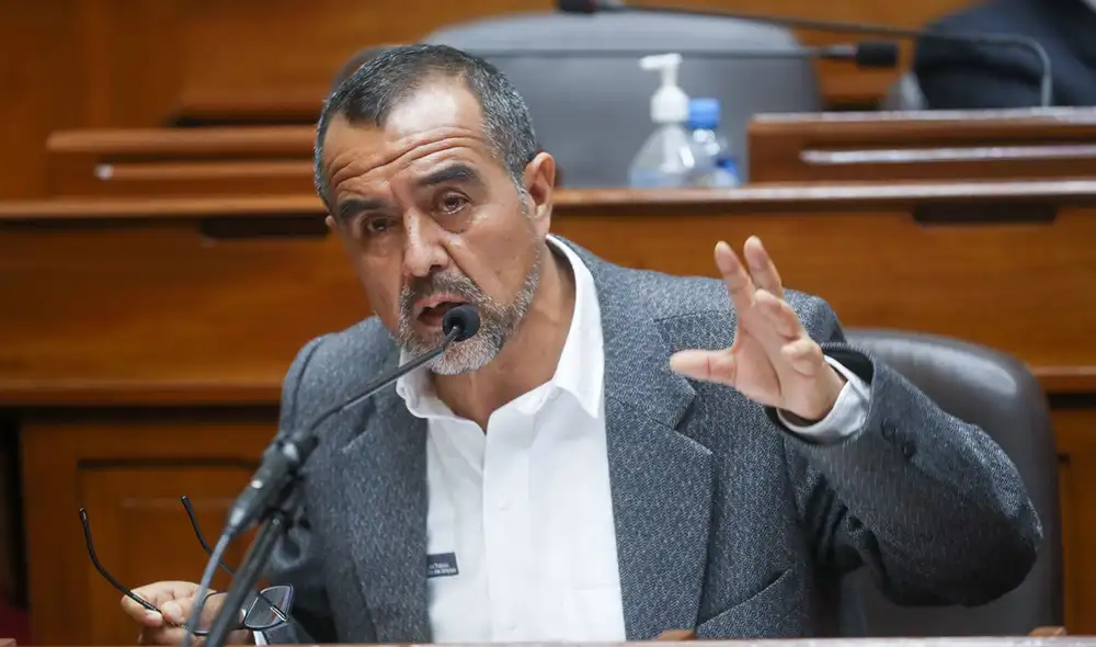 Iber Maraví se presentó este jueves en el Pleno del Congreso para responder un pliego interpelatorio. Foto: Andina