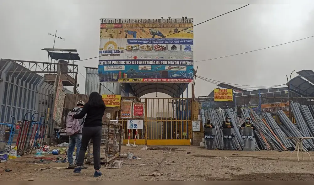 Comerciantes denuncian falta de apoyo. Foto: Johann Klug / URPI-LR Comerciantes denuncian falta de apoyo. Foto: Johann Klug / URPI-LR