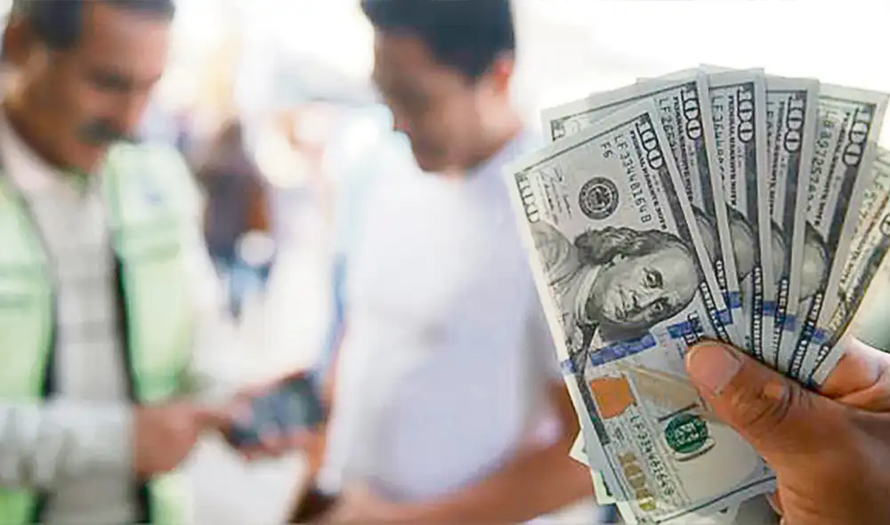 Cambio. Venta de dólares en el mercado informal, que ayer según el BCR quedó en S/ 4,1310. Foto: difusión Cambio. Venta de dólares en el mercado informal, que ayer según el BCR quedó en S/ 4,1310. Foto: difusión