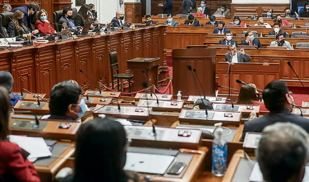 Indecisos. La mayoría de bancadas del Parlamento ya demostró que cuenta con las firmas y también los votos para ir por la censura a Bellido, pero les falta determinación. Foto: difusión