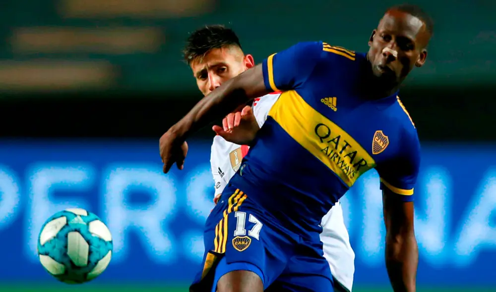 Luis Advíncula jugará su segundo superclásico en el año. Foto: AFP Luis Advíncula jugará su segundo superclásico en el año. Foto: AFP