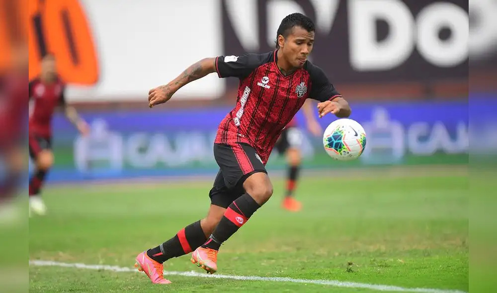 Ramos no se mueve de la zona defensiva de Melgar. Foto: Liga 1 Ramos no se mueve de la zona defensiva de Melgar. Foto: Liga 1