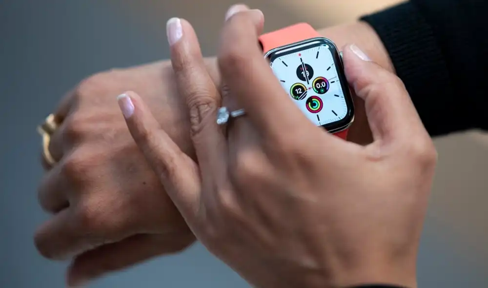 El equipo móvil conectado al Apple Watch también llamó automáticamente a una ambulancia a la escena del accidente. Foto: AFP