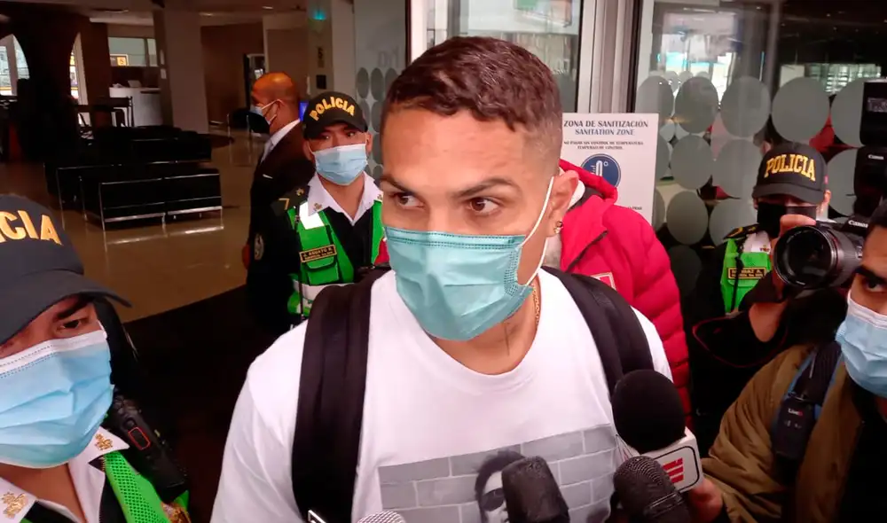 Paolo Guerrero arribó a la capital y se sumará a los entrenamientos de la Bicolor. Foto: María Pia Ponce/URPI-LR Paolo Guerrero arribó a la capital y se sumará a los entrenamientos de la Bicolor. Foto: María Pia Ponce/URPI-LR