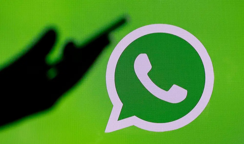 WhatsApp confirmó a través de Twitter que sus servidores no están funcionando. Foto: Cadena SER