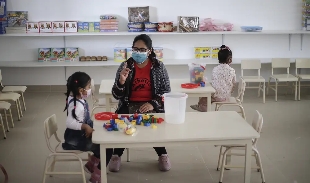 "Los estudiantes necesitan mirarse, hablarse, encontrarse, aprender a convivir", sustentó la exviceministra de Gestión Pedagógica del Minedu. Foto: Rodrigo Talavera/La República