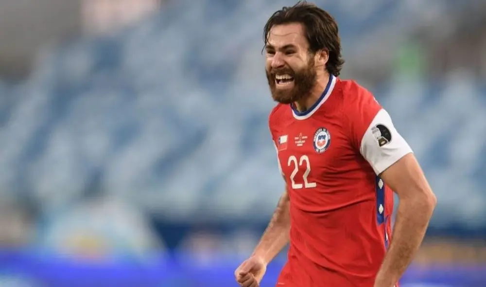 Ben Brereton anotó su primer gol con Chile ante Bolivia por la Copa América de Brasil. Foto: Selección chilena.