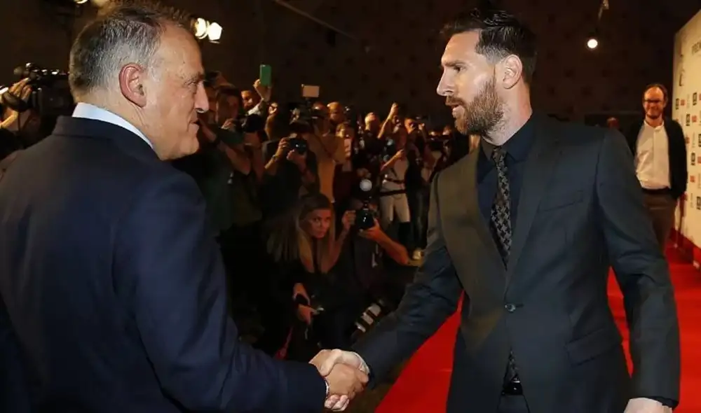 Javier Tebas y Lionel Messi en un evento de La Liga. Foto: Marca