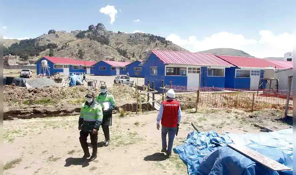 Visita. Contralor Nelson Shack inspeccionó avance de la obra de hospital manuel Nuñez Butrón. No se tiene ni 1% de avance. Foto: Juan Carlos Cisneros/ La República