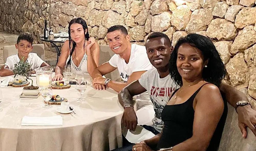 Cristiano Ronaldo durante una reunión junto a José Semedo y su esposa Soraia. Foto: Instagram