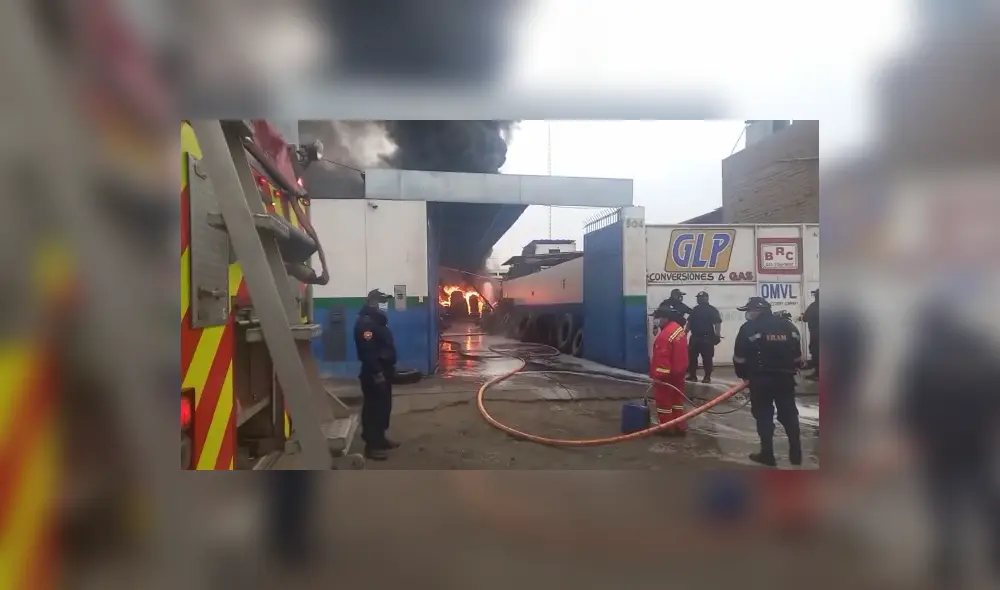Fuego surgió al promediar las 5.15 de la mañana del martes 5 de octubre. Foto: MPT Fuego surgió al promediar las 5.15 de la mañana del martes 5 de octubre. Foto: MPT