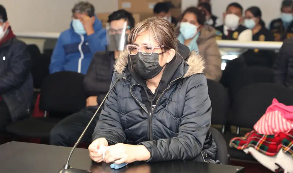 Ana Cecilia Aróstegui, quien era tesorera de la ONG Donantes de Esperanza, y su hijo Sebastián Bazalar forman parte de la investigación. Foto: Poder Judicial Ana Cecilia Aróstegui, quien era tesorera de la ONG Donantes de Esperanza, y su hijo Sebastián Bazalar forman parte de la investigación. Foto: Poder Judicial