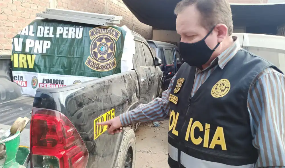 El coronel PNP Ghino Malaspina, jefe de la Diprove, participó en el operativo. Foto: Joel Robles / URPI-LR