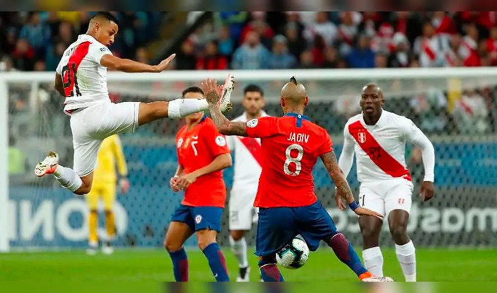 Perú vs. Chile se podrá ver desde las 8.00 p. m. (hora peruana). Foto: EFE
