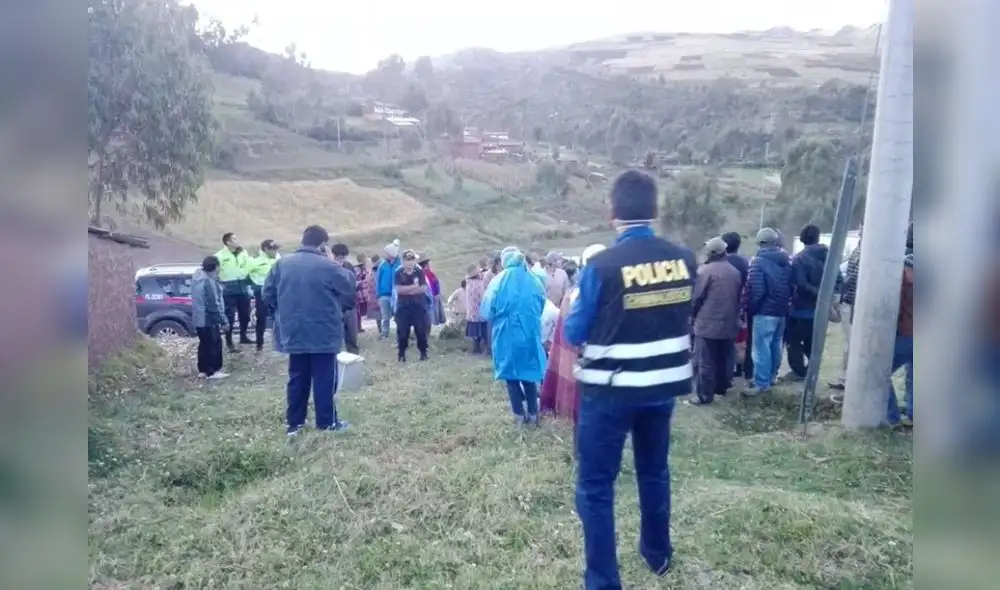Agentes de la Policía llegaron posteriormente a la escena del accidente de tránsito. Foto: Archivo La República