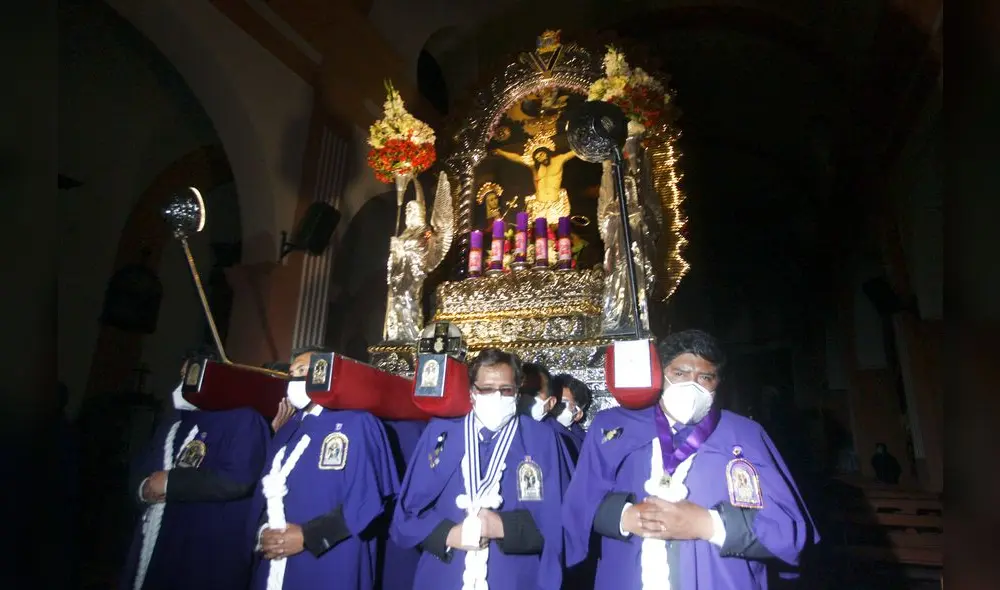 Procesiones en honor al Señor de los Milagros se retomaron este año. Foto: Juan Carlos Cisneros/ La República Procesiones en honor al Señor de los Milagros se retomaron este año. Foto: Juan Carlos Cisneros/ La República