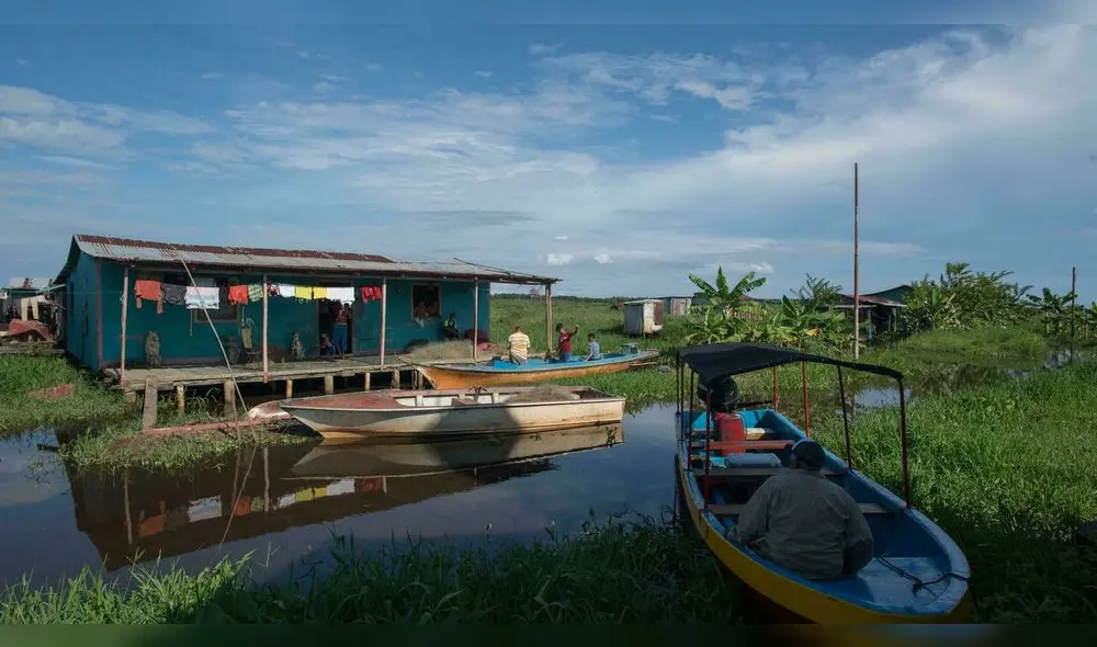 El ingreso de la buena pesca de los pobladores solo les alcanza para pagar el combustible de sus lanchas. Foto: AFP El ingreso de la buena pesca de los pobladores solo les alcanza para pagar el combustible de sus lanchas. Foto: AFP