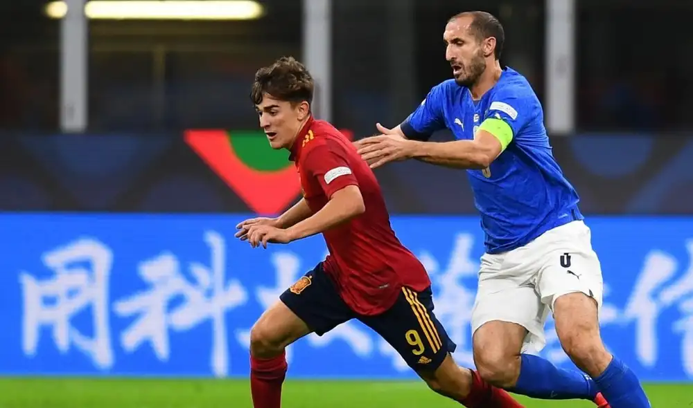 El defensor italiano ingresó en el segundo tiempo por el mediocampista Federico Bernardeschi. Foto: UEFA