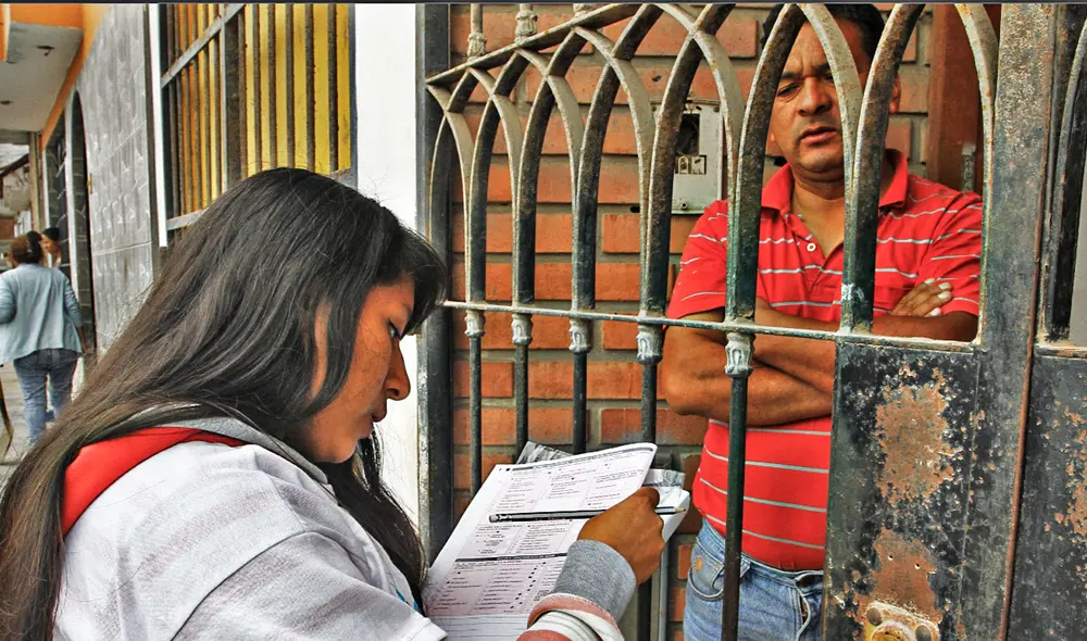 Los censos nacionales son llevados a cabo por el Instituto Nacional de Estadística e Informática. Foto: composición de Fabrizio Oviedo/La República