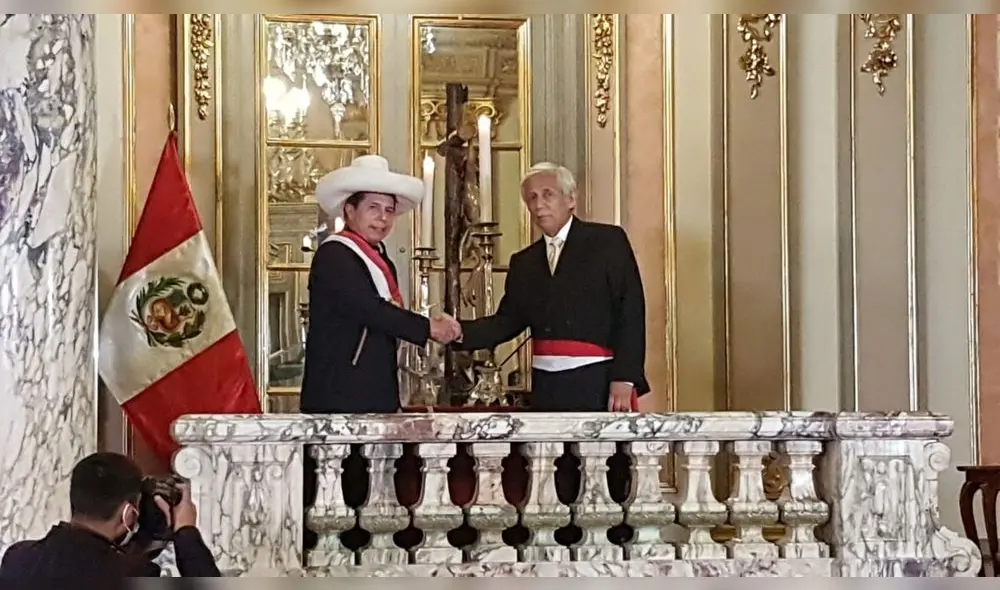 Eduardo Gonzáles Toro formará parte del gabinete comandado por Mirtha Vásquez. Foto: URPI - LR Eduardo Gonzáles Toro formará parte del gabinete comandado por Mirtha Vásquez. Foto: URPI - LR