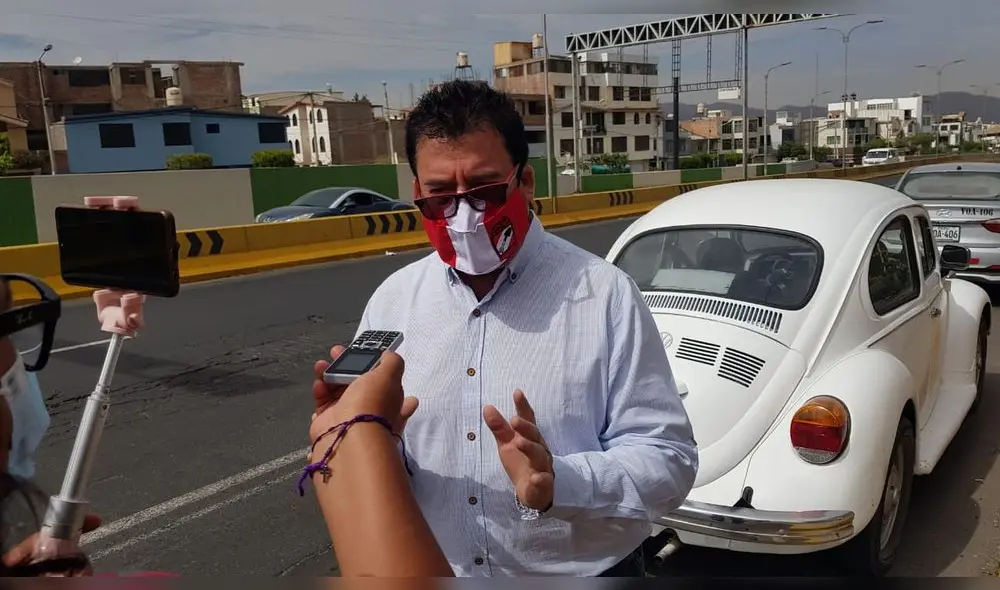 Parlamentario declaró a la prensa este jueves. Foto: Wilder Pari / URPI Parlamentario declaró a la prensa este jueves. Foto: Wilder Pari / URPI