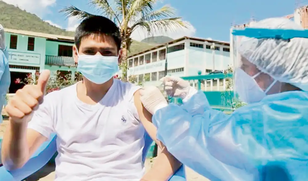 Su turno. Algunas regiones ya están vacunando a los jóvenes de 18 años. En Lima y Callao se haría este fin de semana. Foto: difusión