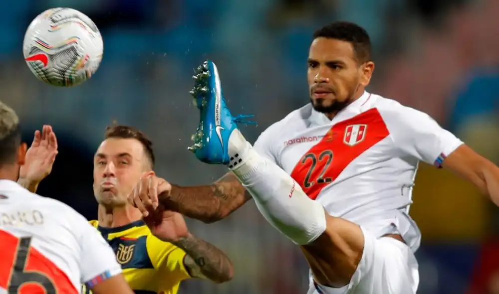 Callens lleva cuatro partidos como titular en las Eliminatorias a Qatar 2022. Foto: EFE. Callens lleva cuatro partidos como titular en las Eliminatorias a Qatar 2022. Foto: EFE.