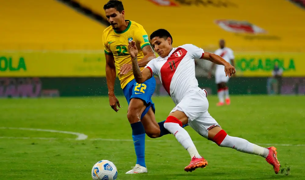 El último partido de Ruidíaz con Perú fue contra Brasil en la anterior fecha triple. Foto: EFE El último partido de Ruidíaz con Perú fue contra Brasil en la anterior fecha triple. Foto: EFE
